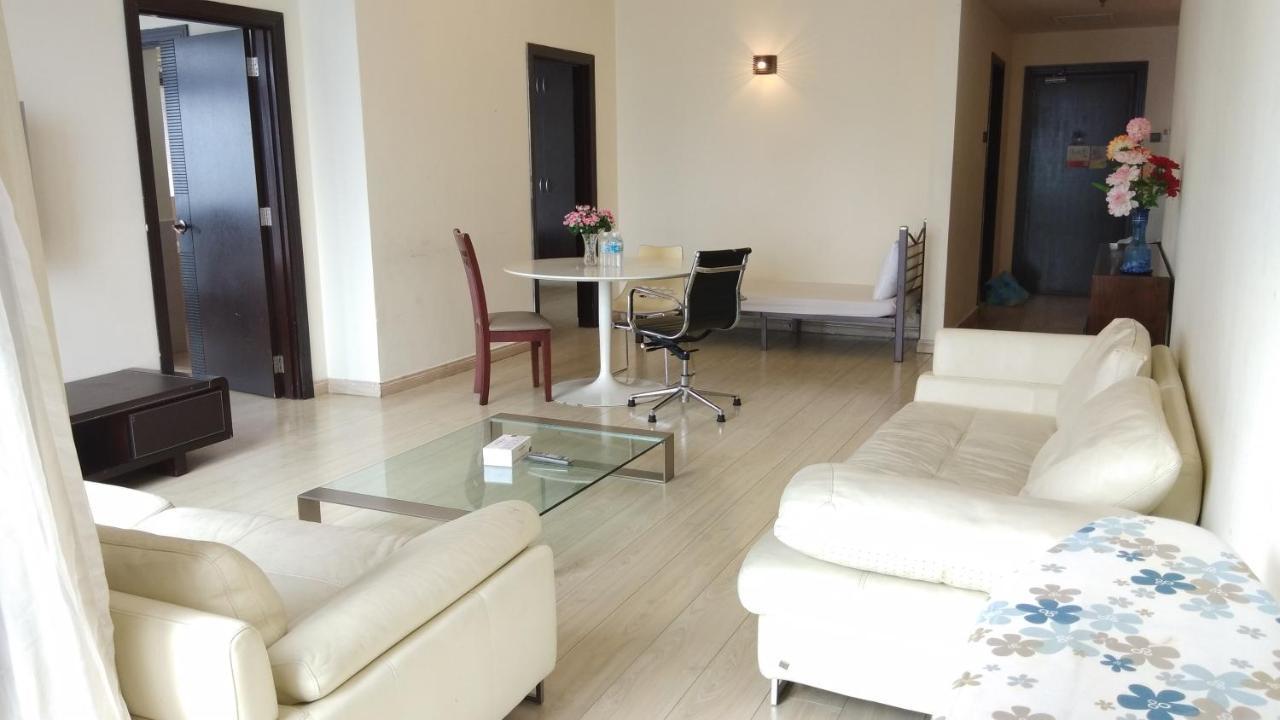 Times Square Service Apartment At Куала-Лумпур Экстерьер фото