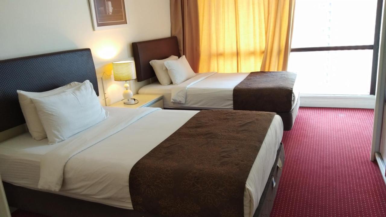 Times Square Service Apartment At Куала-Лумпур Экстерьер фото